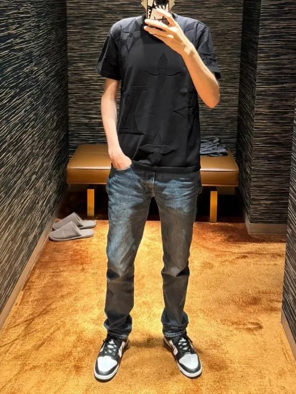 Model picture